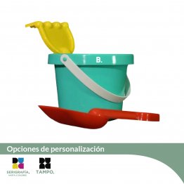 Balde con pala y rastrillo de playa